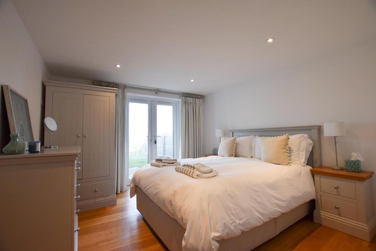Whispers - 4 Bedroom Modern Family Holiday Home In Salcombe Sleeps 8 Exterior photo