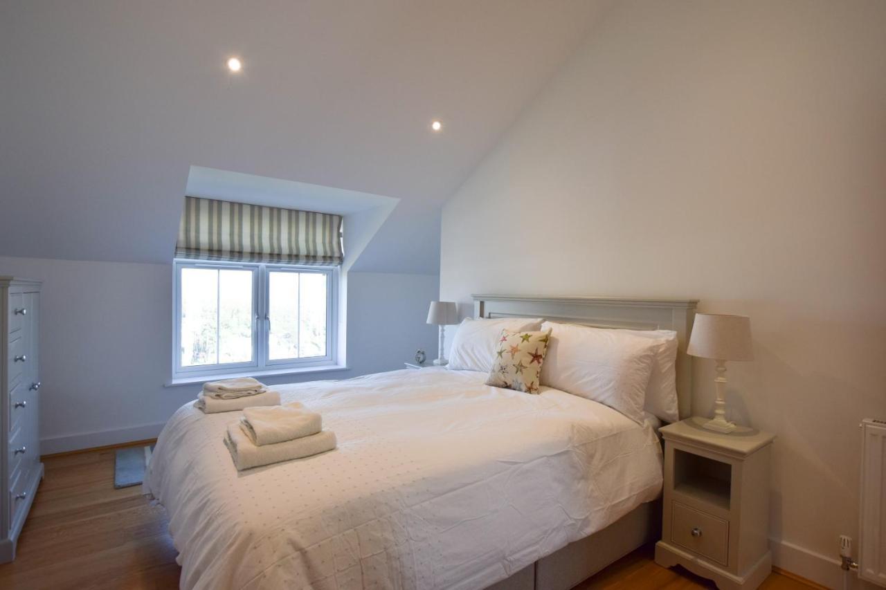 Whispers - 4 Bedroom Modern Family Holiday Home In Salcombe Sleeps 8 Exterior photo