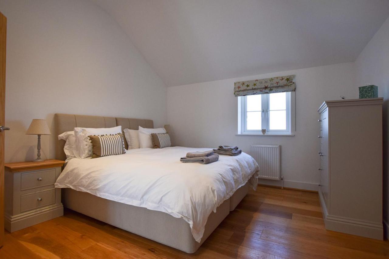 Whispers - 4 Bedroom Modern Family Holiday Home In Salcombe Sleeps 8 Exterior photo